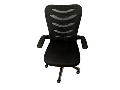 best office chair for wide hips